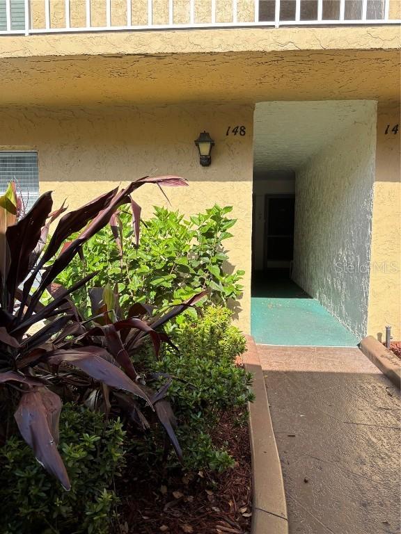 225 Country Club Dr. #E148, Largo, FL 33771
