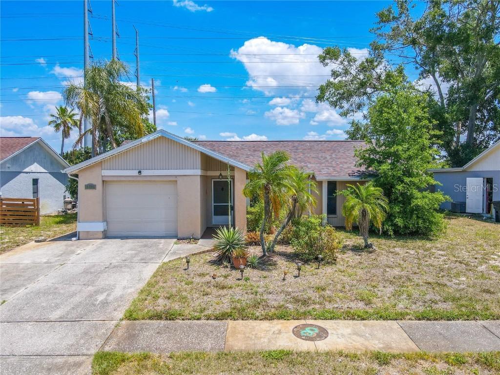 1034 Mandarin Dr., Holiday, FL 34691