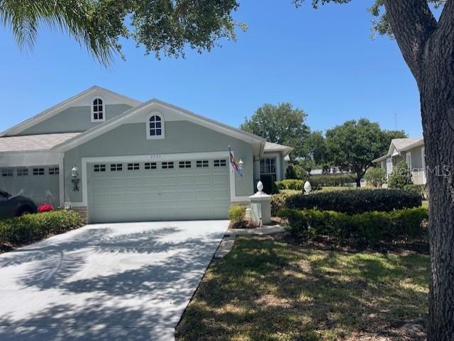 5735 Heronpark Pl., Lithia, FL 33547