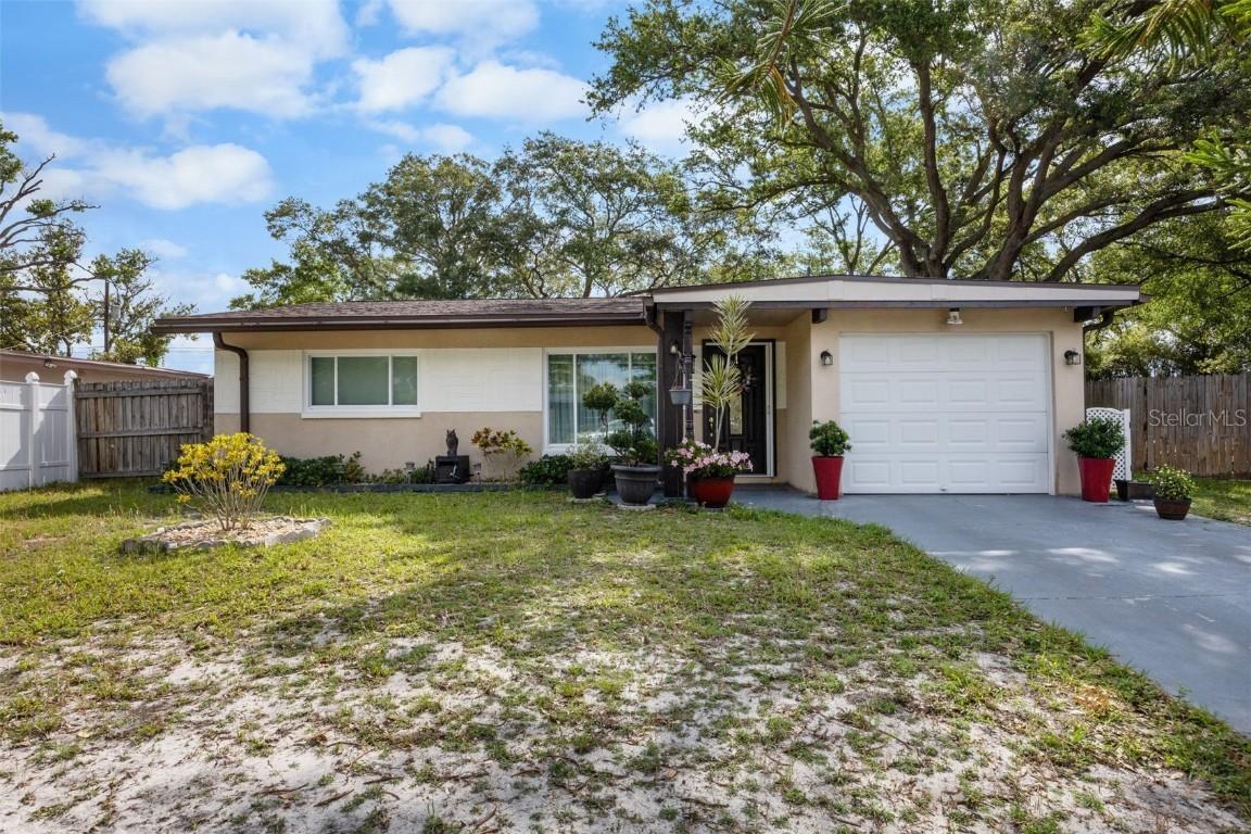 2167 Euclid Cir., Clearwater, FL 33764