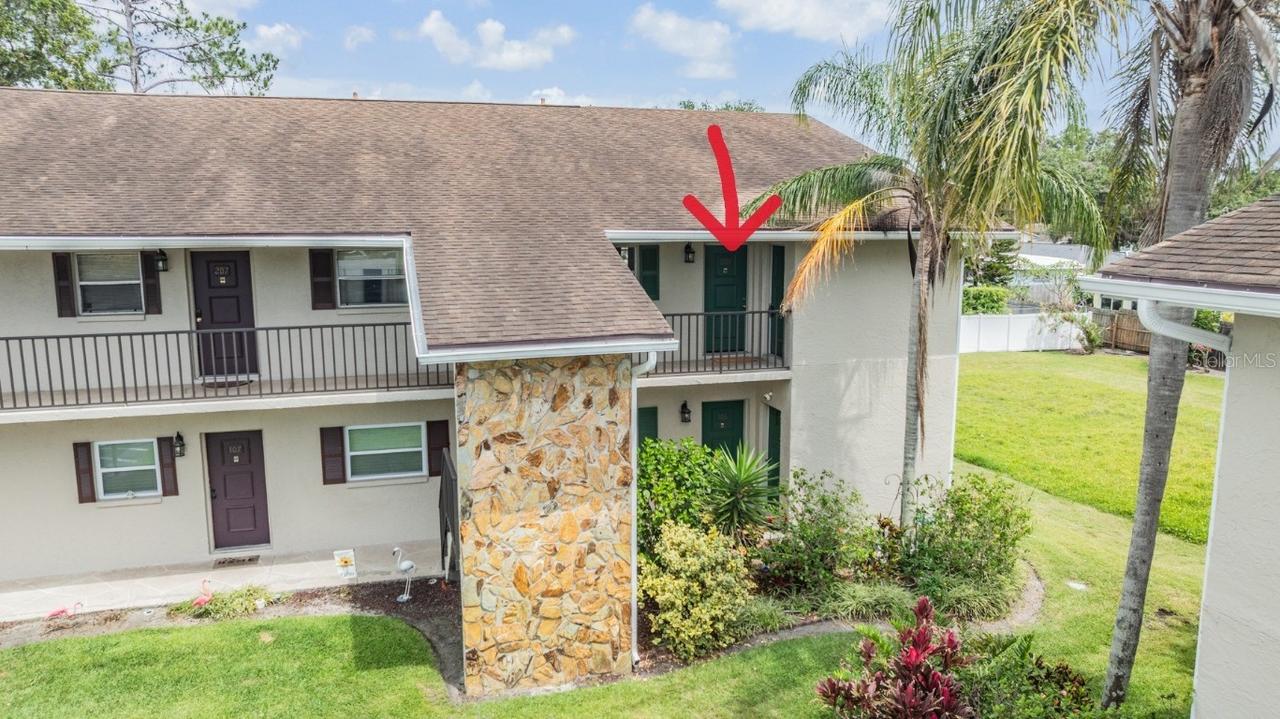 9851 113th St. #206, Seminole, FL 33772