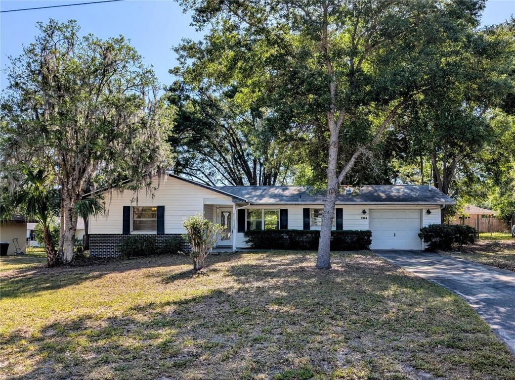 1124 W Bucknell Ave., Inverness, FL 34450