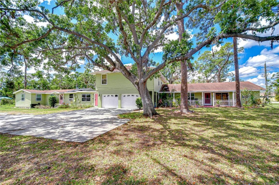 5114 33rd St., Bradenton, FL 34203
