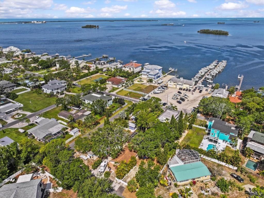 271 Kayli Ln., Palm Harbor, FL 34683