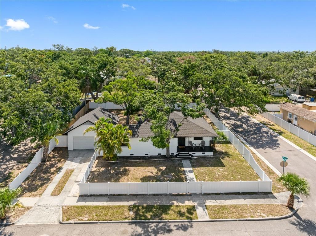 2322 21st St., St Petersburg, FL 33712