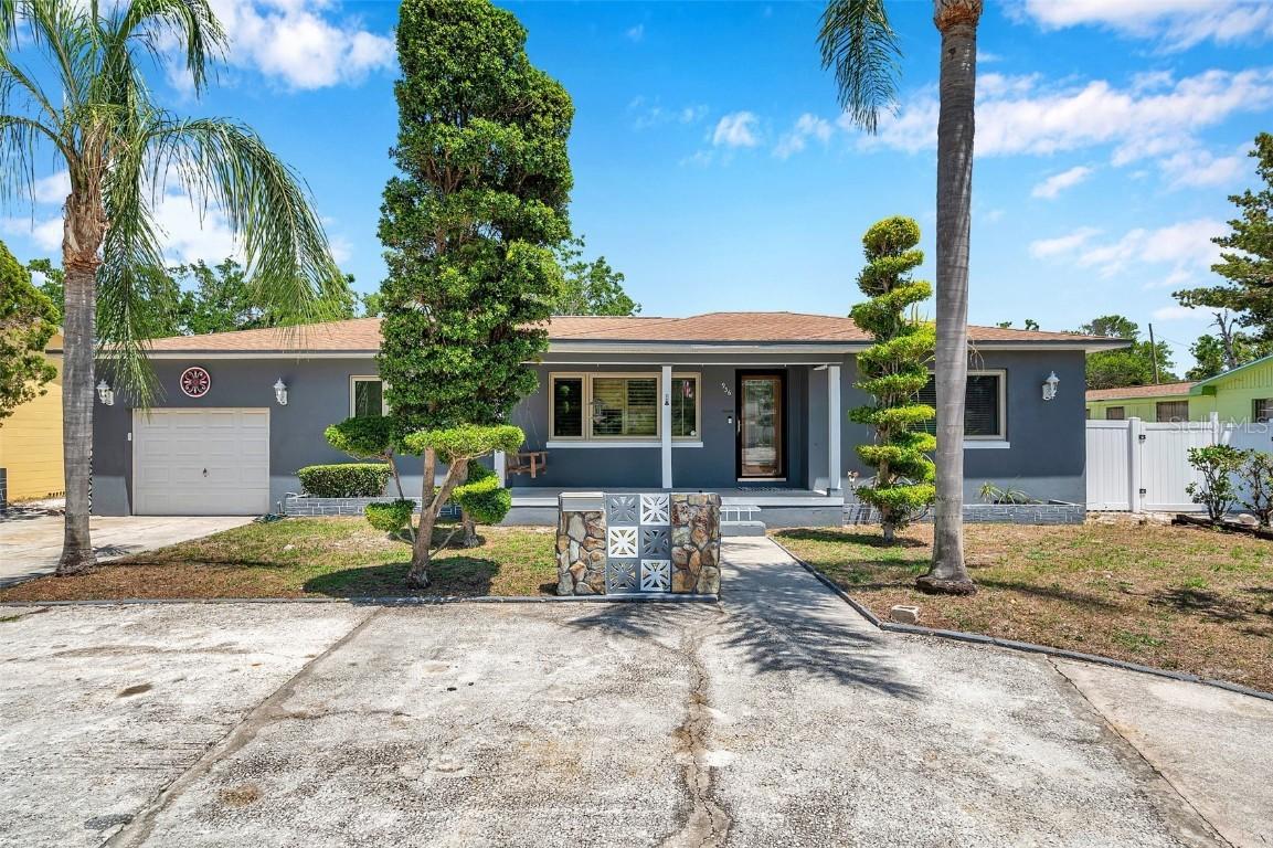936 Alcazar Way S, St Petersburg, FL 33705