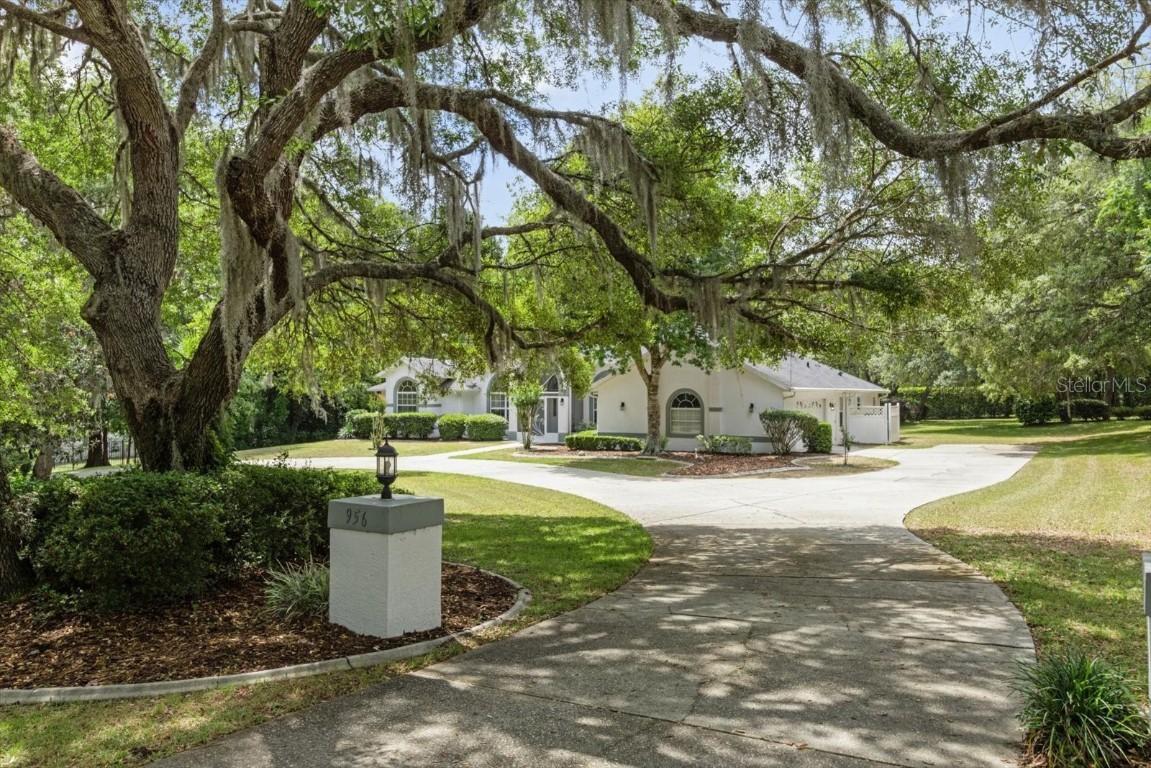 956 E Morningstar Ln., Hernando, FL 34442