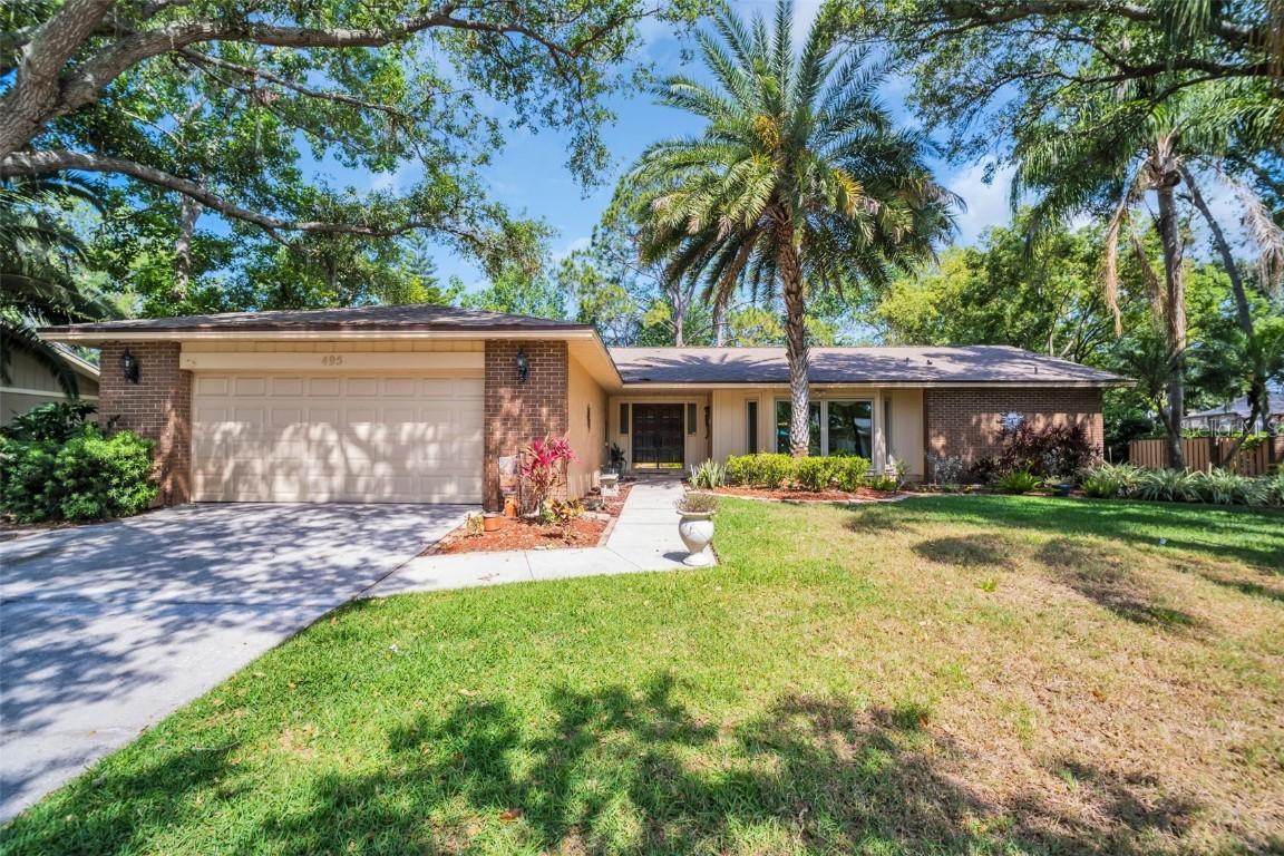 495 Palmdale Dr., Oldsmar, FL 34677