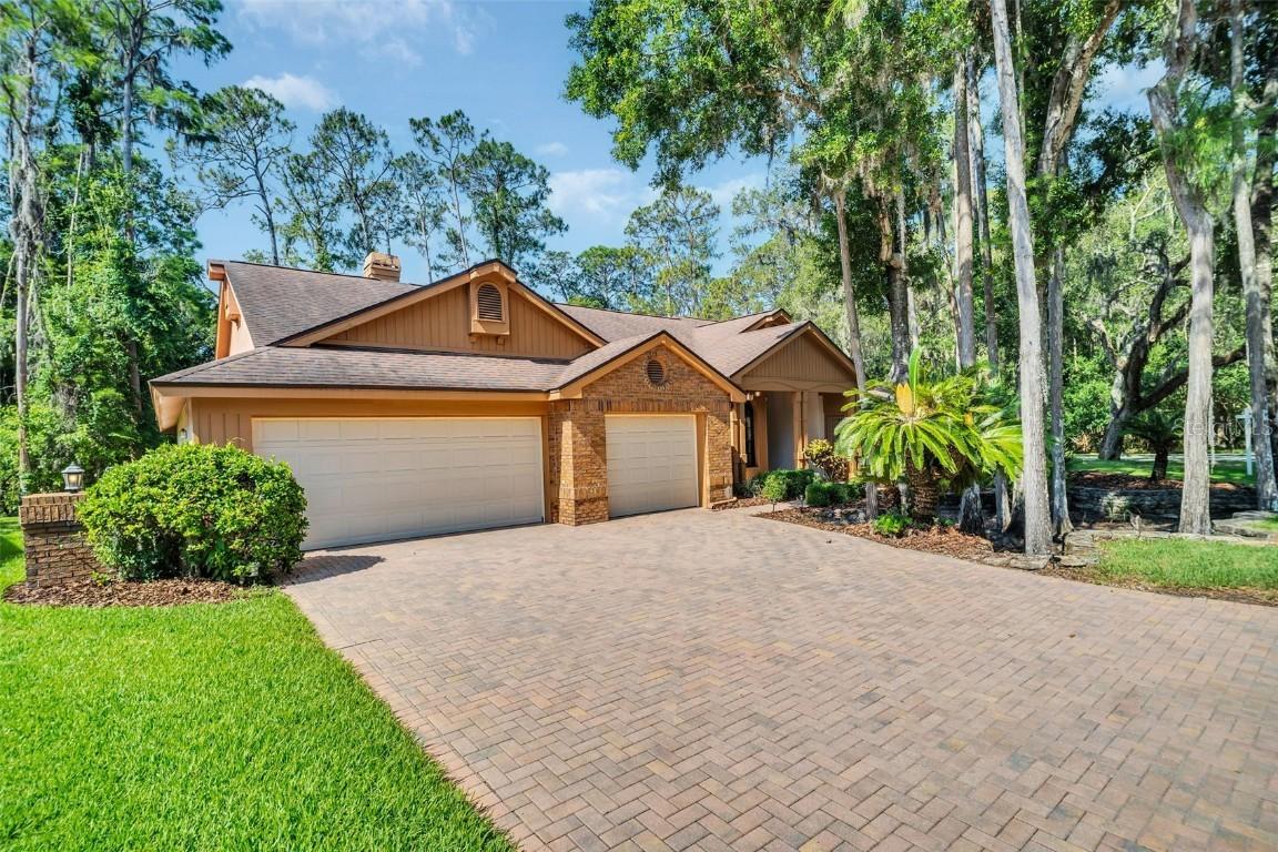 10 Greenhaven Cir., Oldsmar, FL 34677