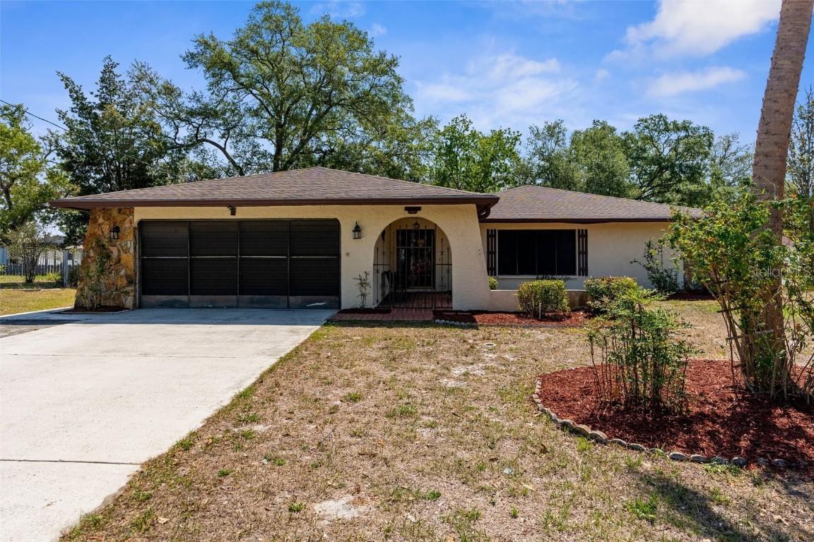 2072 Maguire Ave., Spring Hill, FL 34608