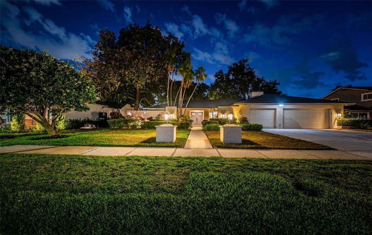 2950 Meadow Hill Dr., Clearwater, FL 33761