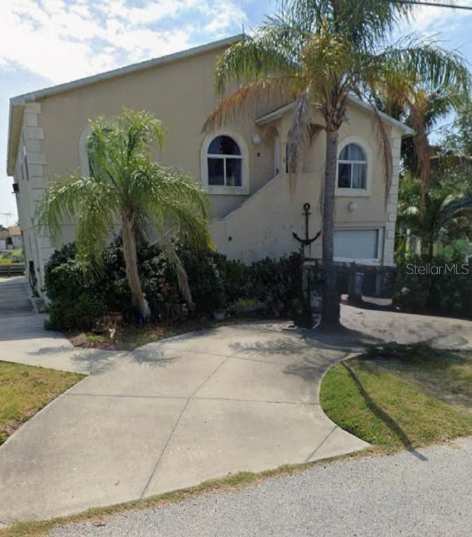 13810 Lavender Ave., Hudson, FL 34667