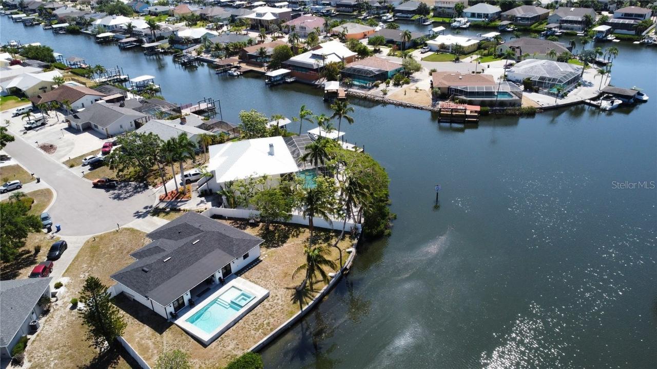 926 Eagle Ln., Apollo Beach, FL 33572