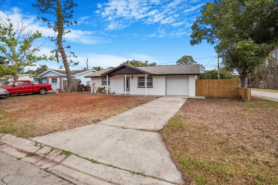 5911 63rd Ter., Pinellas Park, FL 33781