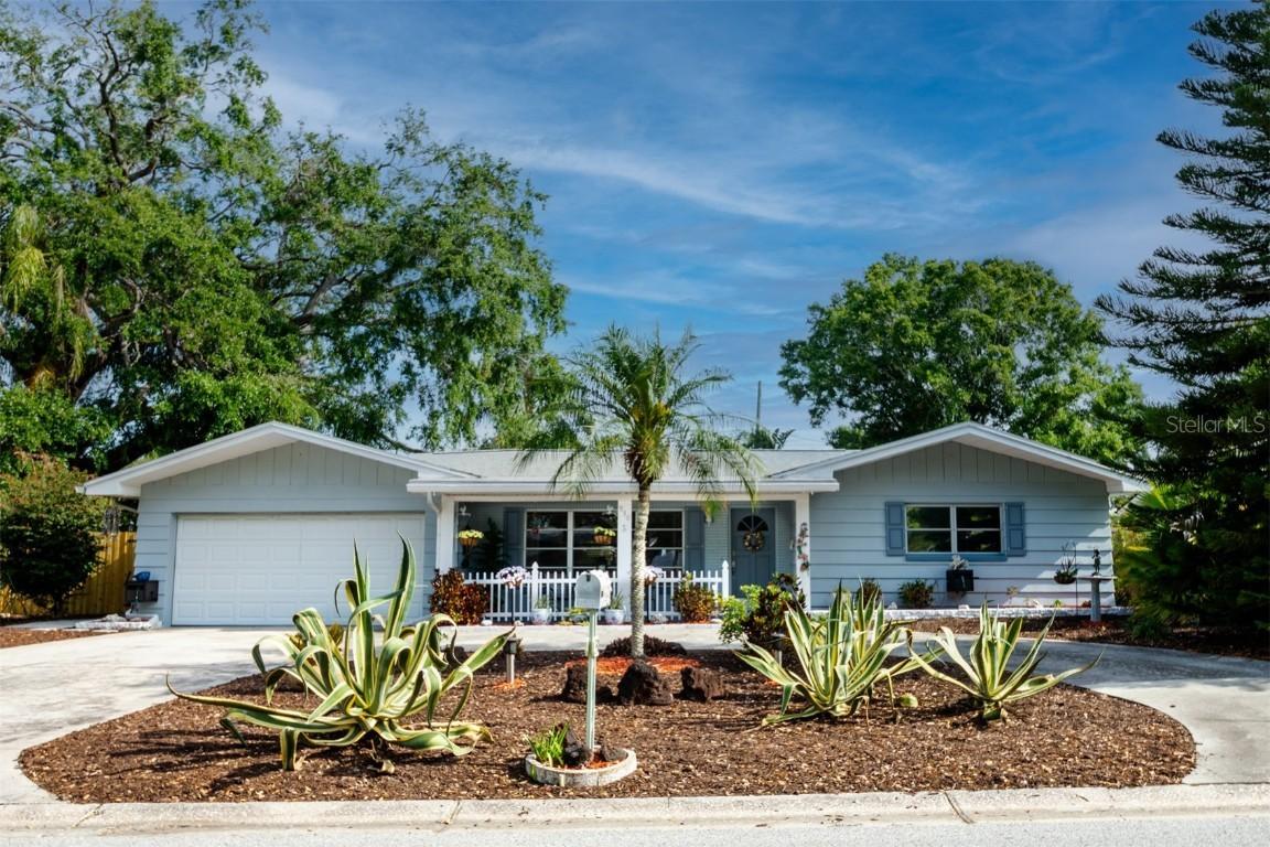 930 S Lyndhurst St., Dunedin, FL 34698