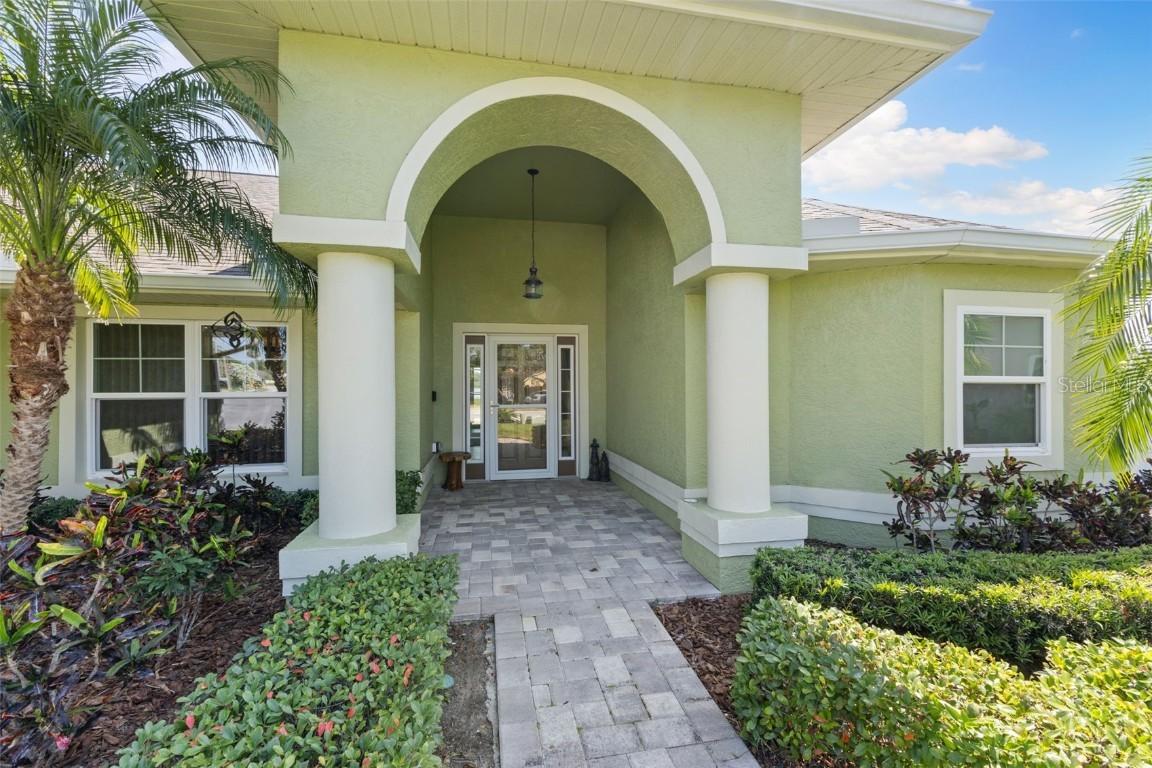 826 Christina Cir., Oldsmar, FL 34677