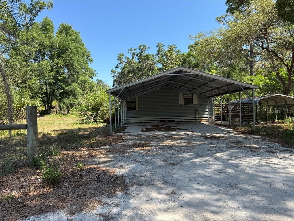 4266 County Road 691, Webster, FL 33597