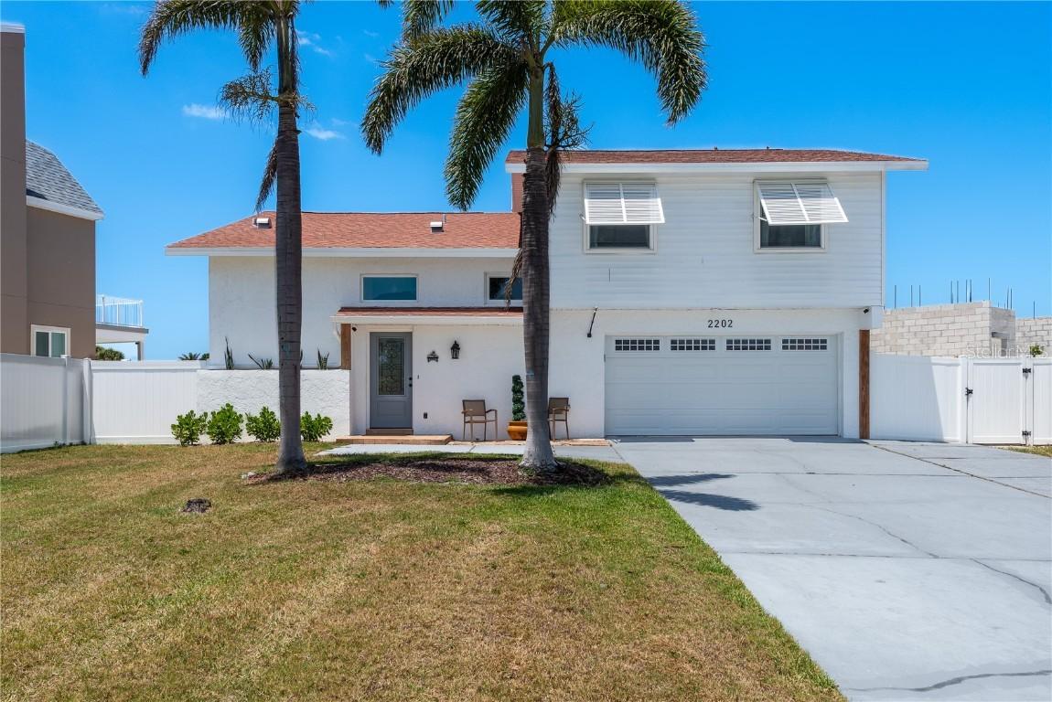 2202 Donato Dr., Belleair Beach, FL 33786