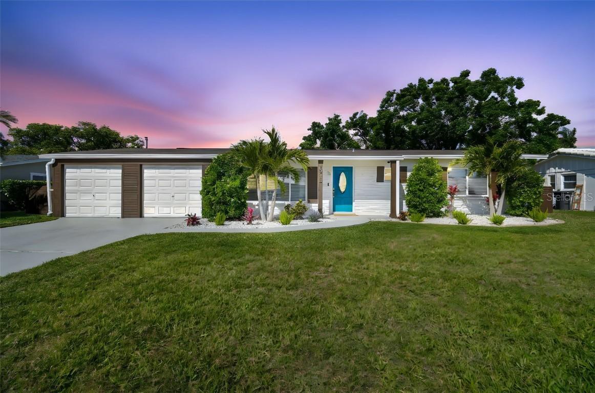 3922 Fontainebleau Dr., Tampa, FL 33634