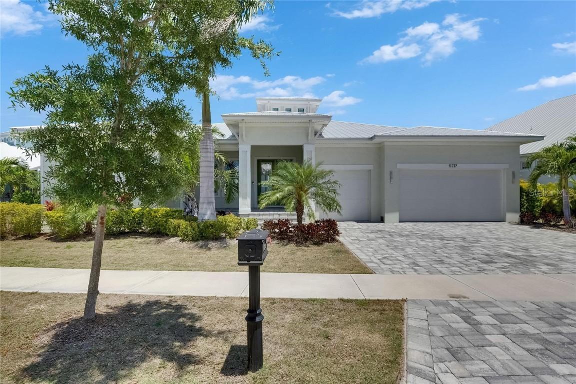 5717 Tybee Island Dr., Apollo Beach, FL 33572