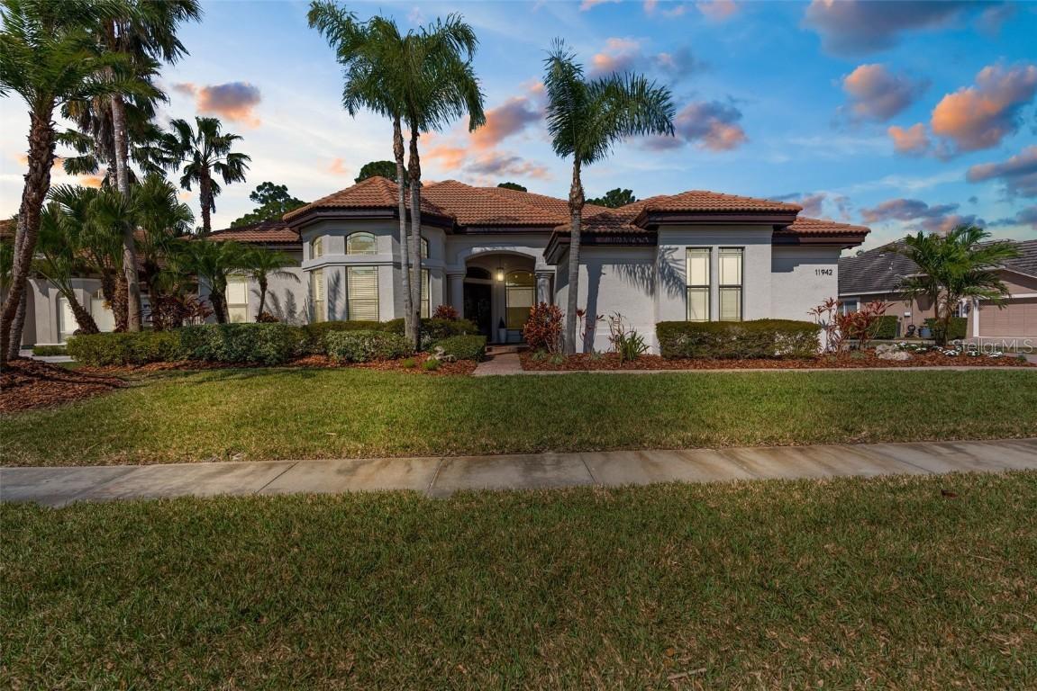 11942 Royce Waterford Cir., Tampa, FL 33626