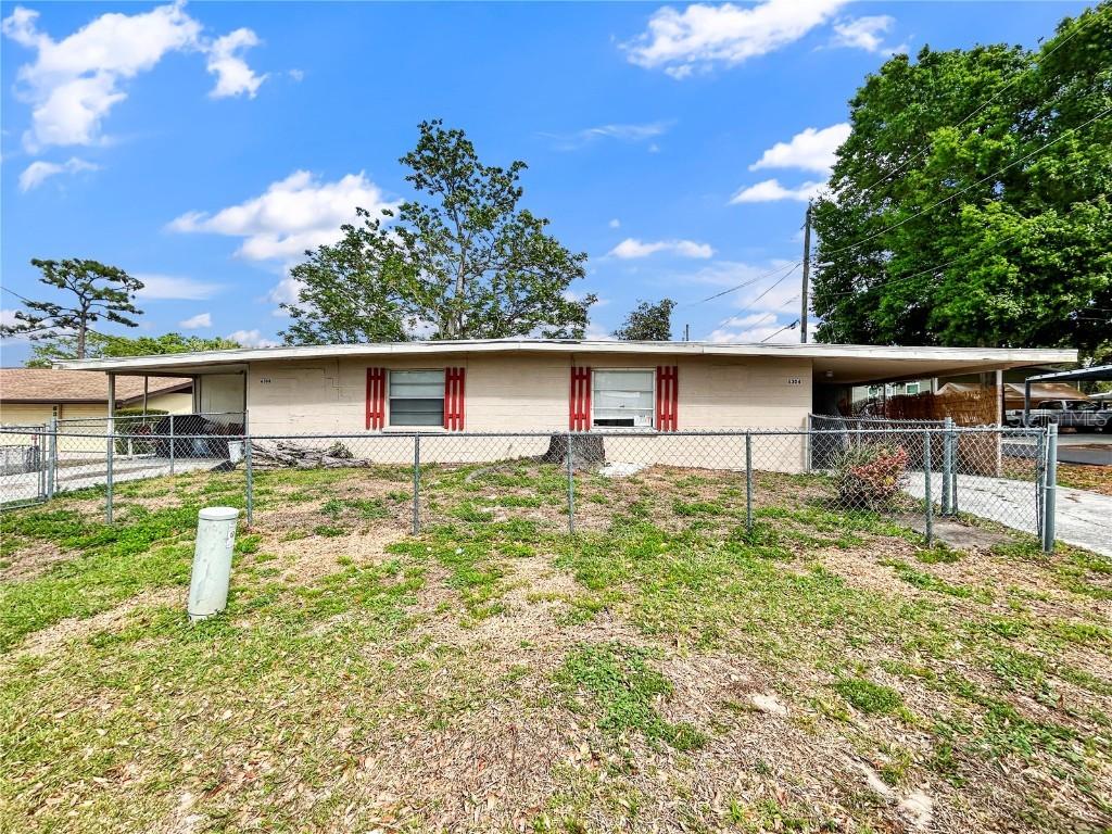 6308 20th St., Zephyrhills, FL 33542