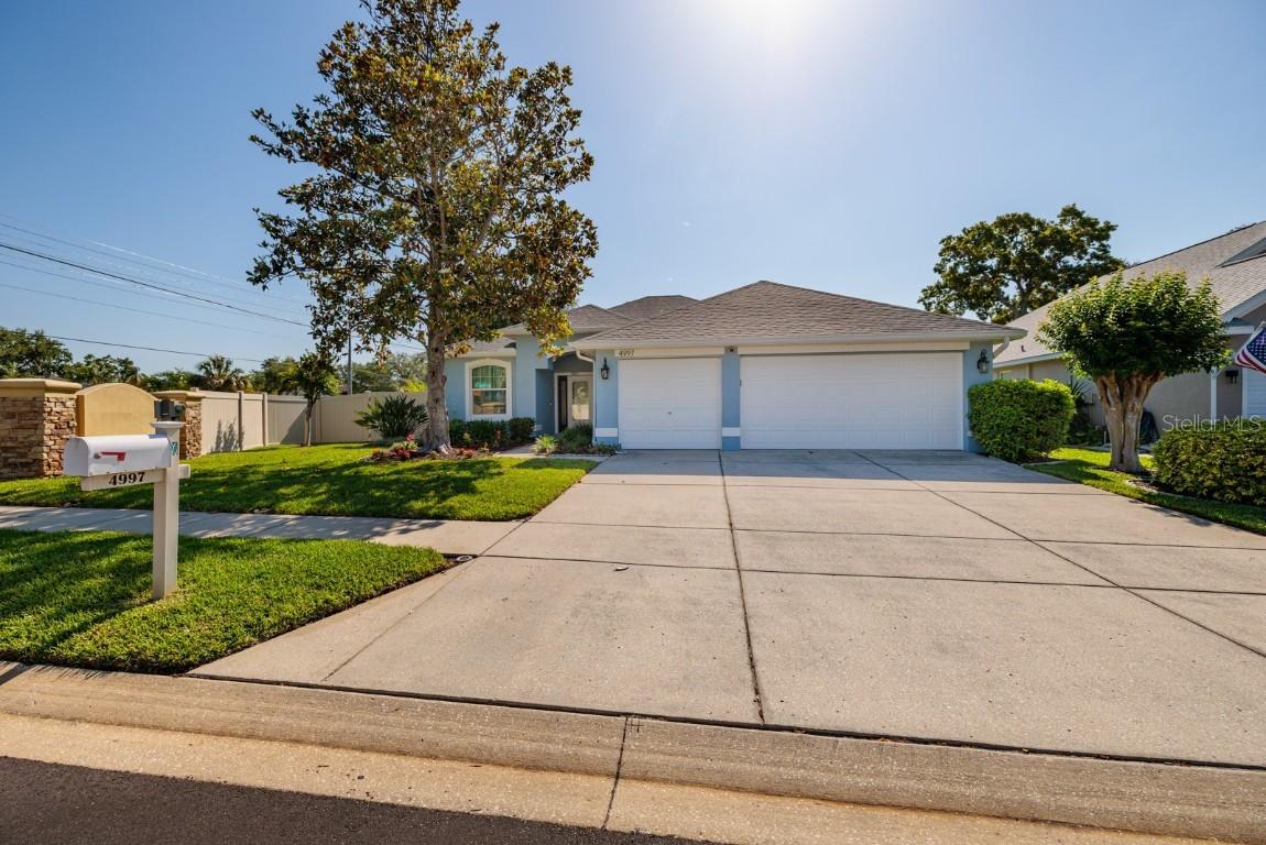 4997 W Breeze Cir., Palm Harbor, FL 34683