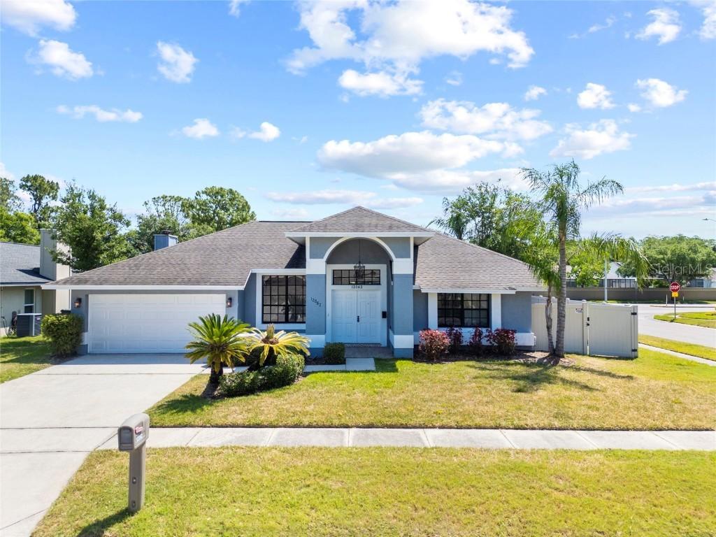 12062 Stone Crossing Cir., Tampa, FL 33635