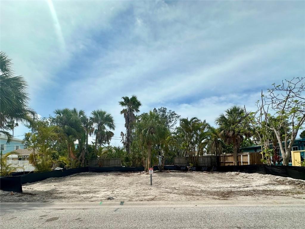 133 86th Ter., Treasure Island, FL 33706