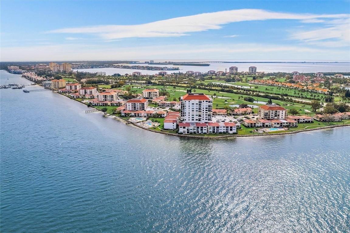 6265 Sun Blvd. #805, St Petersburg, FL 33715