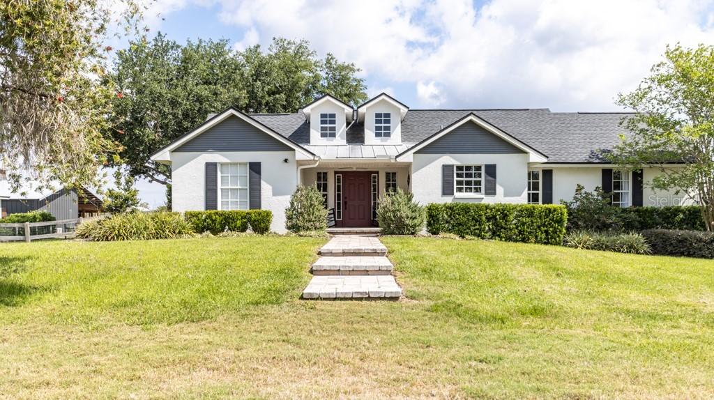 812 Jameson Rd., Lithia, FL 33547
