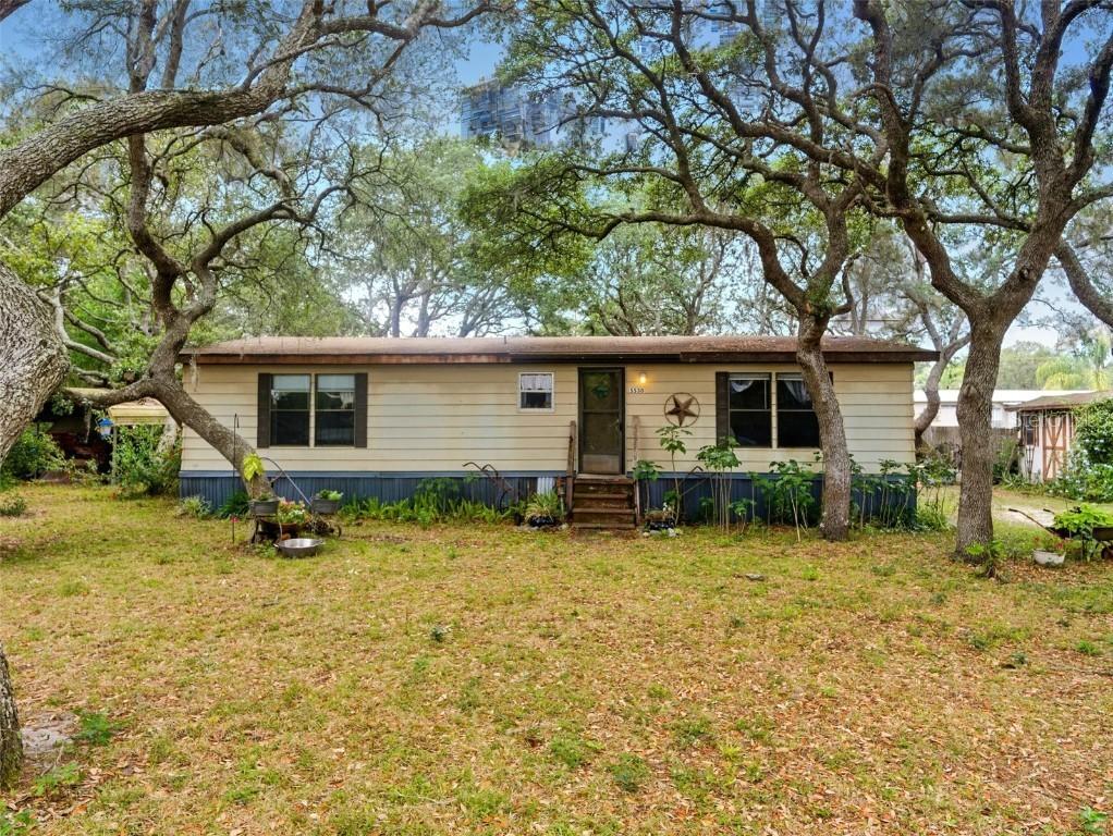 5530 SE 183rd Ct., Ocklawaha, FL 32179