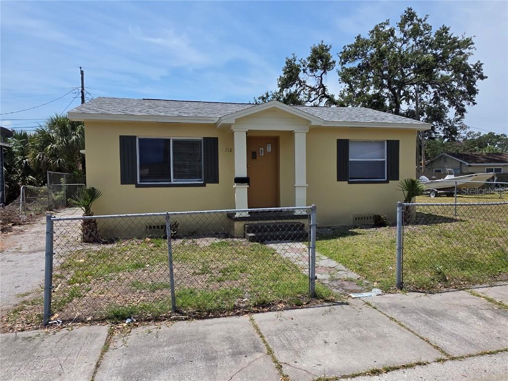 718 Paris Ave., St Petersburg, FL 33701