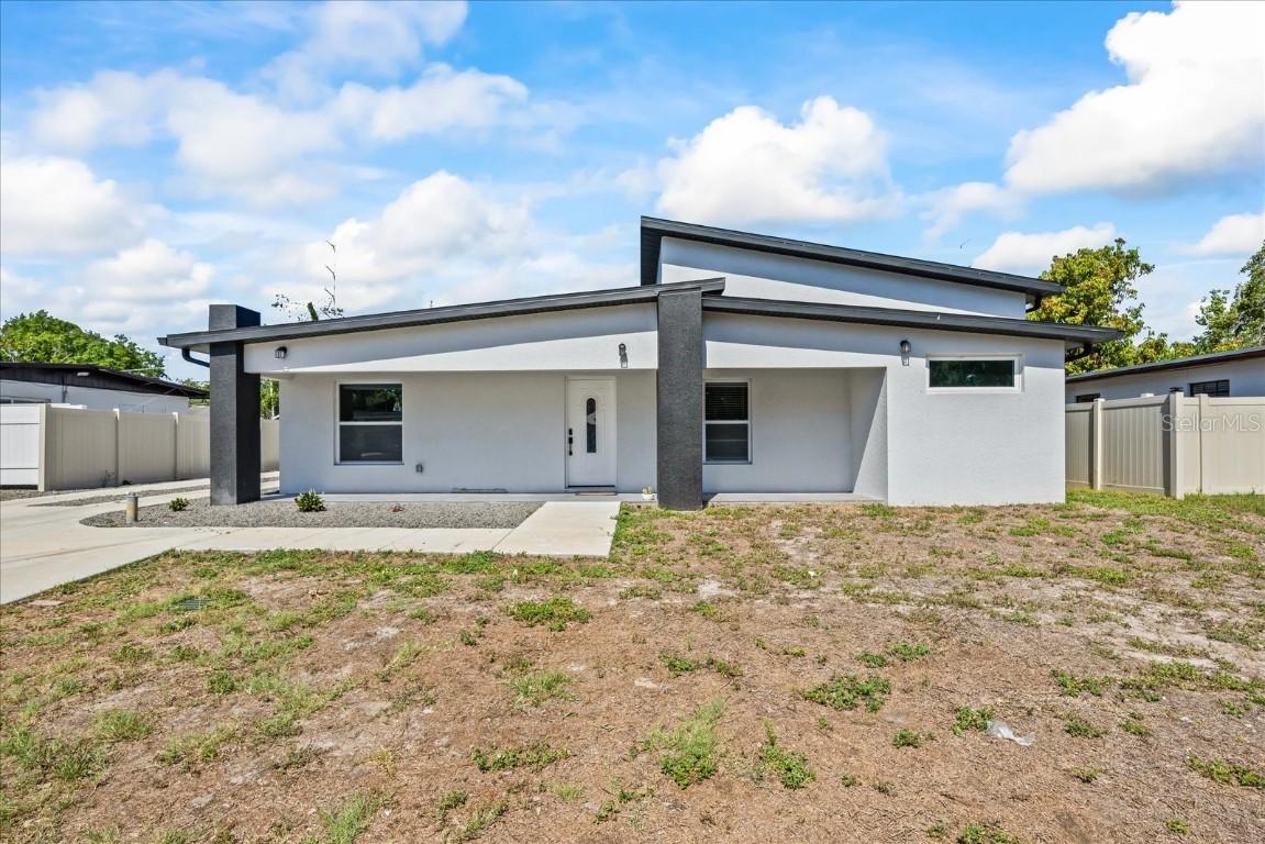 10104 N Dartmouth Ave., Tampa, FL 33612