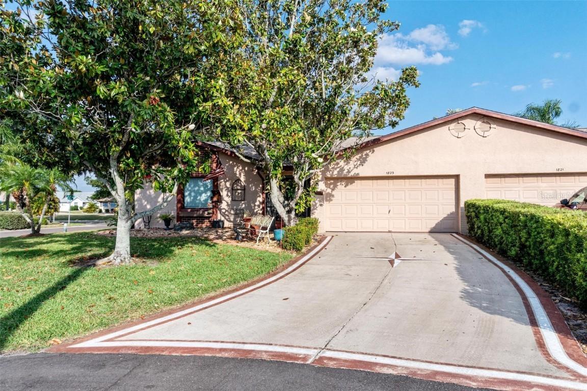 1823 Atrium Dr., Sun City Center, FL 33573