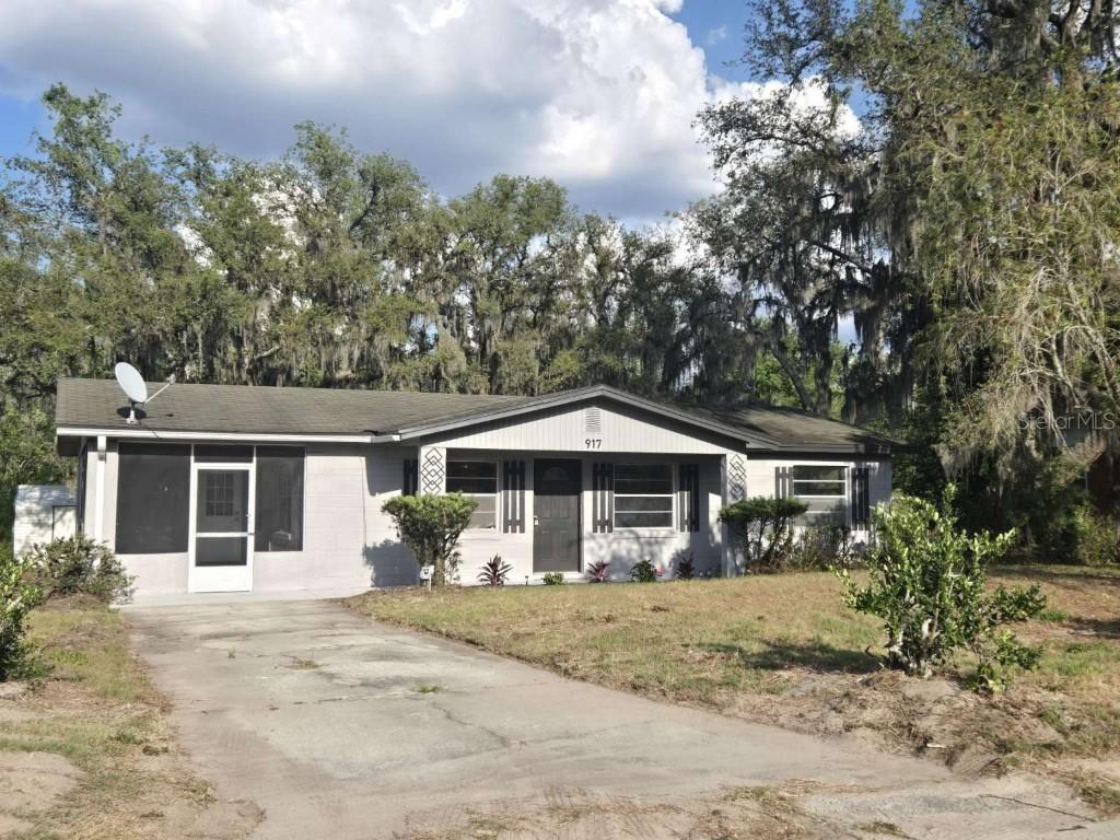 917 Adamson Ct., Lake Alfred, FL 33850