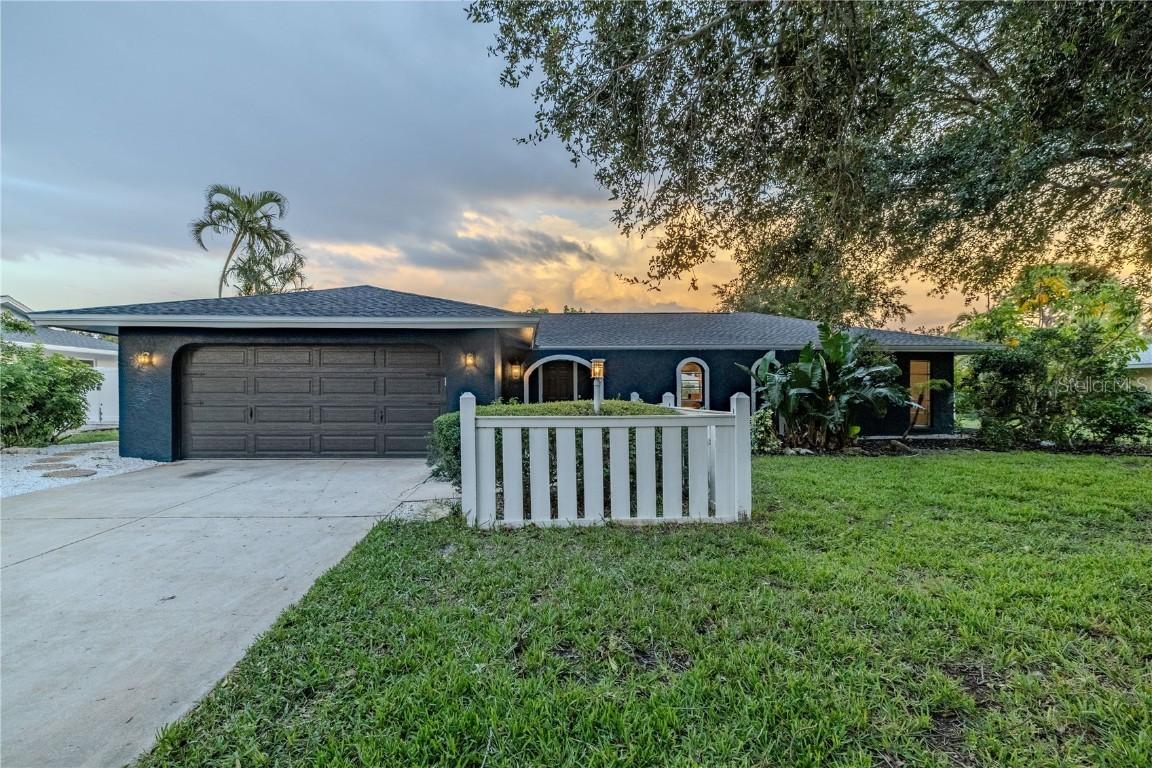 1211 64th St., Bradenton, FL 34209