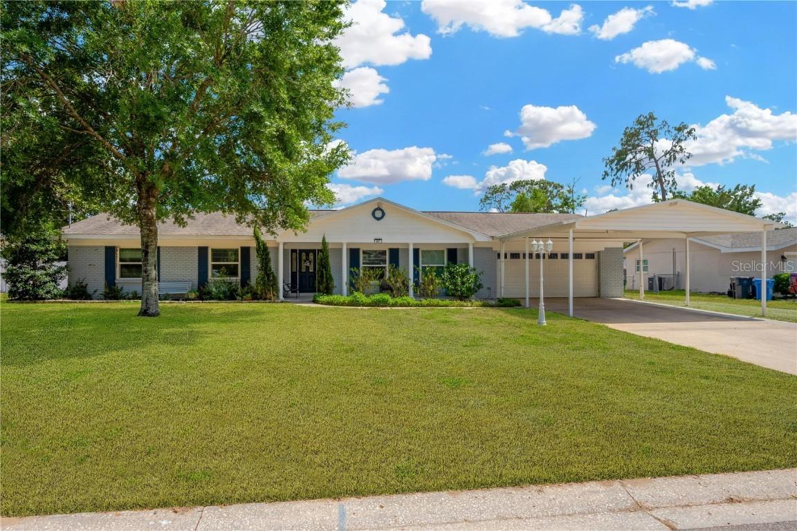 607 Carolyn Dr., Brandon, FL 33510