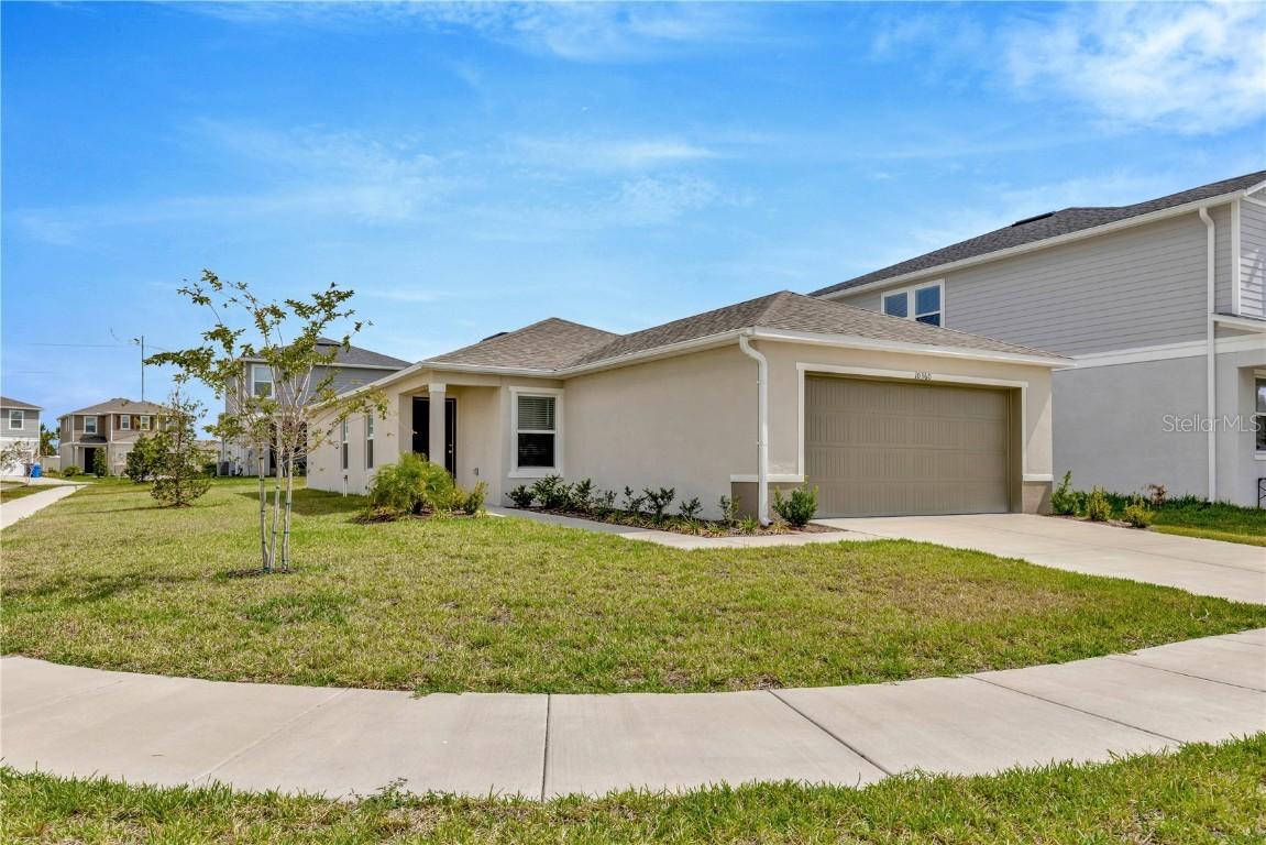 10360 Honeysuckle Vine Cir., Riverview, FL 33578