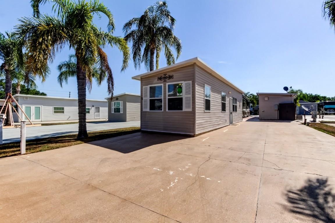 3524 Peridot Ln., Zephyrhills, FL 33540