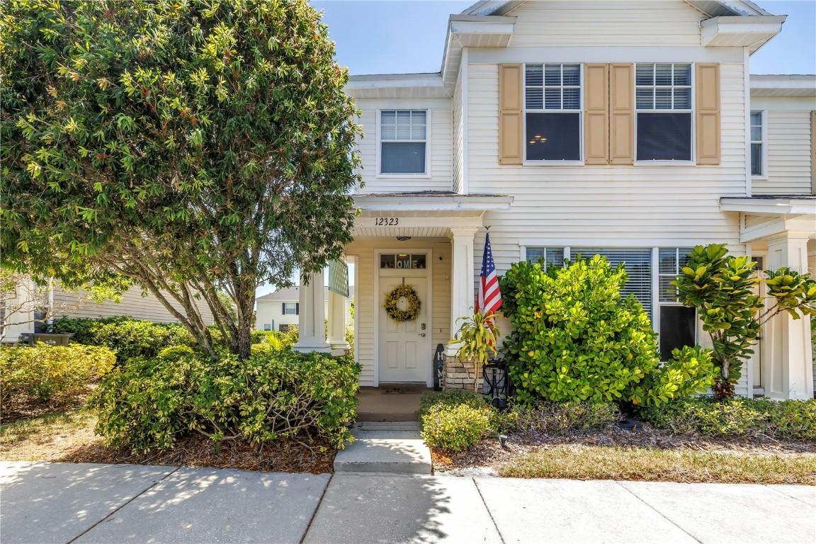 12323 Country White Cir., Tampa, FL 33635