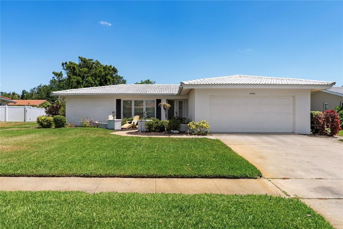 14542 Anchorage Cir., Seminole, FL 33776