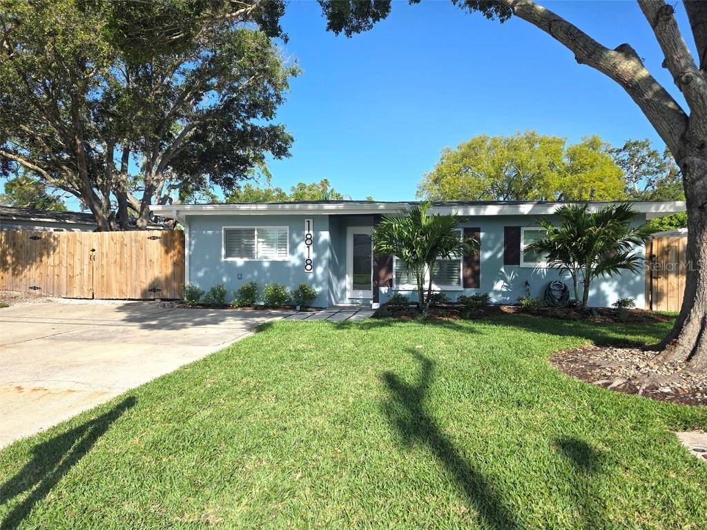 1818 Douglas Ave., Dunedin, FL 34698