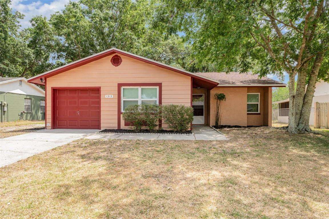 1313 Periwinkle Ct., Lakeland, FL 33811