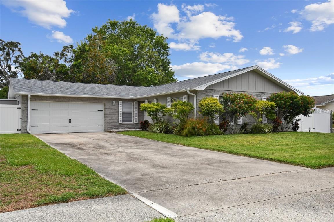 1812 Teakwood Ln., Dunedin, FL 34698