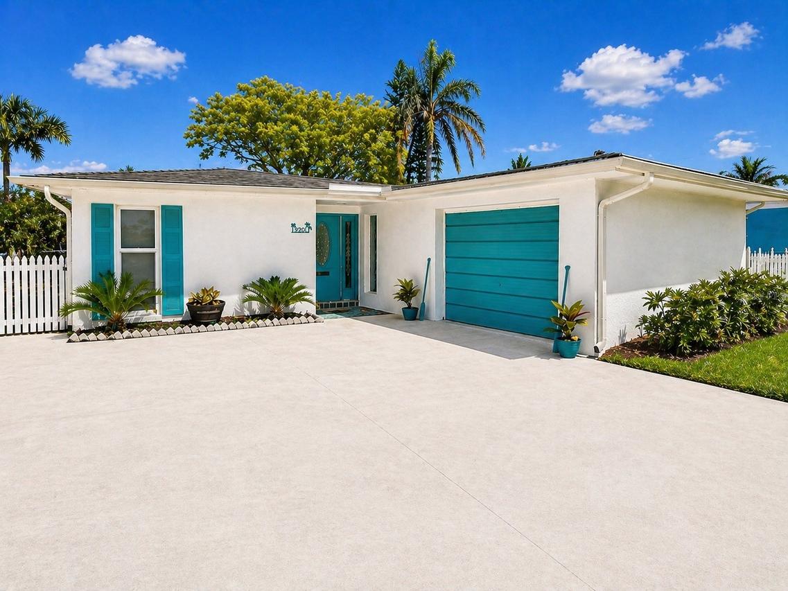 4920 Pelican Dr., New Port Richey, FL 34652