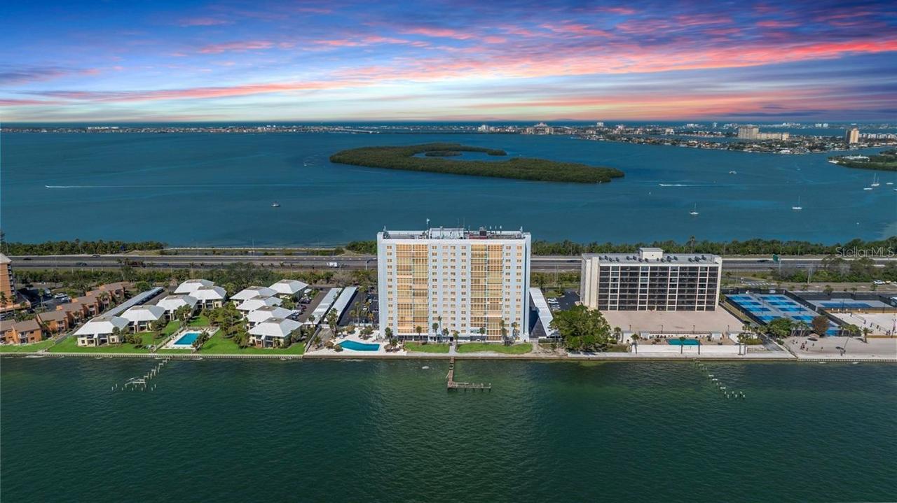 7200 Sunshine Skyway Ln. #4B, St Petersburg, FL 33711
