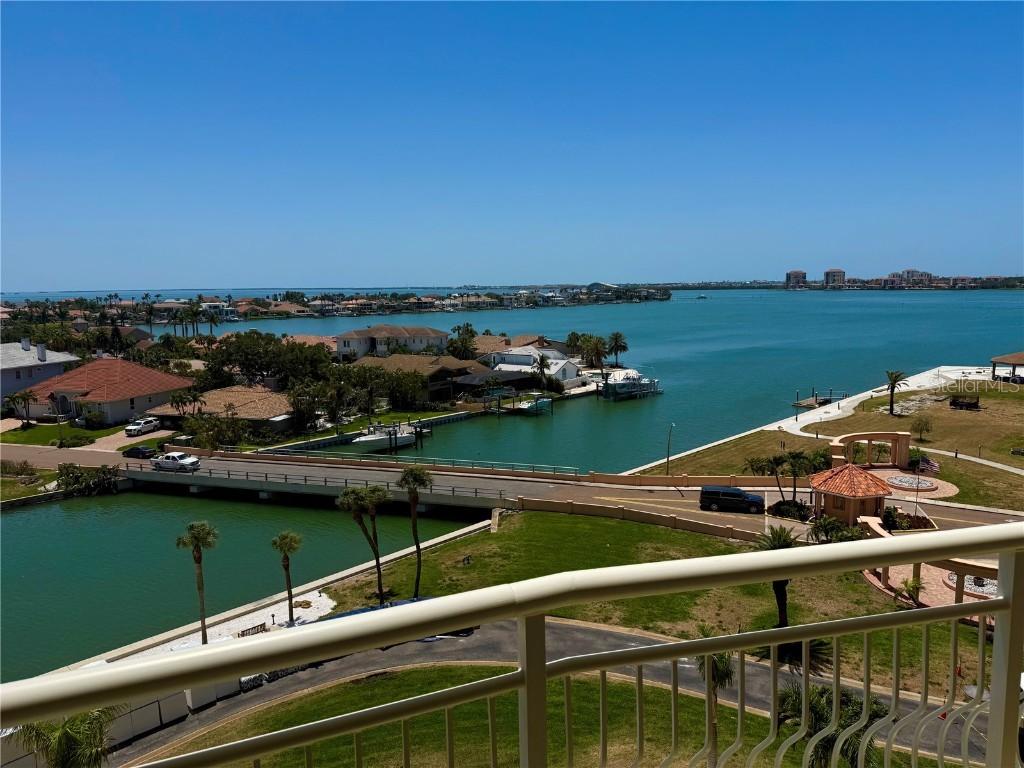 4900 Brittany Dr. #808, St Petersburg, FL 33715