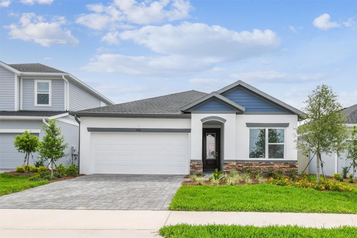 5914 Bristle Oak St., Mount Dora, FL 32757