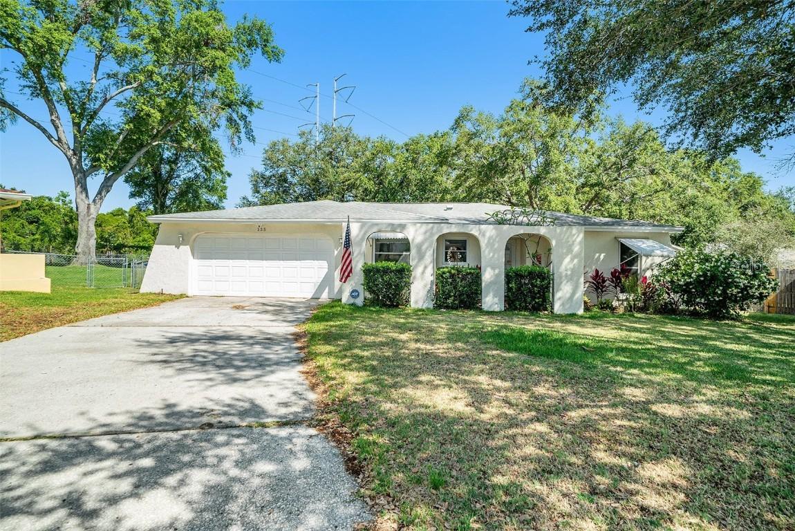 135 Rodney Ct., Palm Harbor, FL 34684